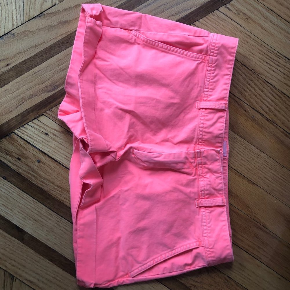 Gap Shorts- LN
